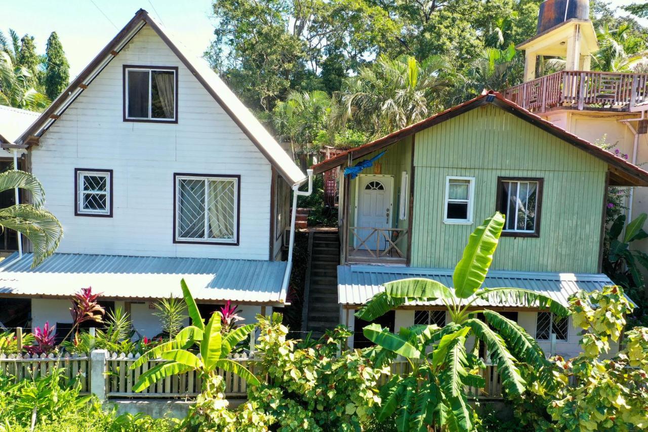 Roatan Backpackers' Hostel Sandy Bay Eksteriør billede