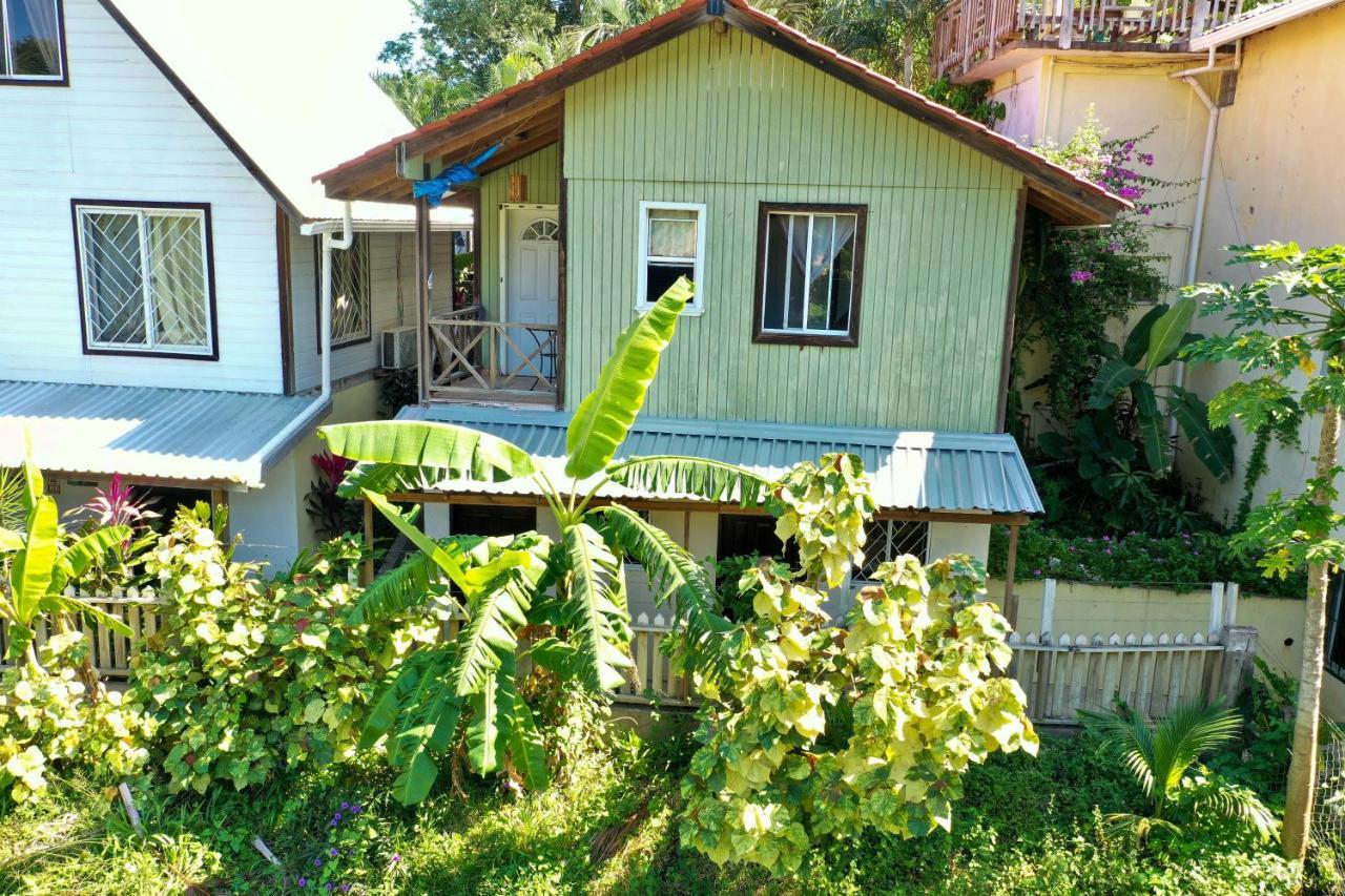 Roatan Backpackers' Hostel Sandy Bay Eksteriør billede